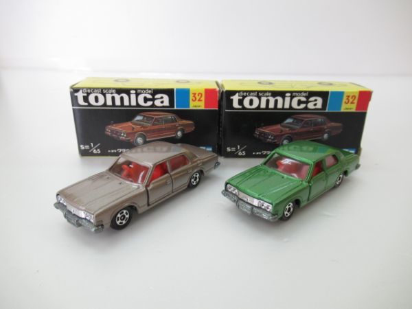 トミー トミカ No.32 トヨタ クラウン 2600 ロイヤルサルーン 2台