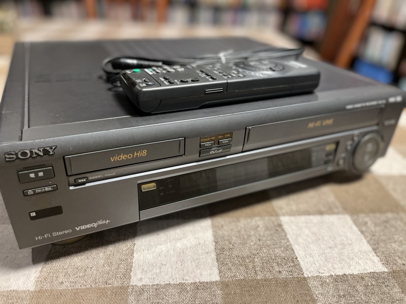 【動作難あり】★SONY/ソニー製　Hi8/VHS Wデッキ　WV-H4　専用リモコン付属★
