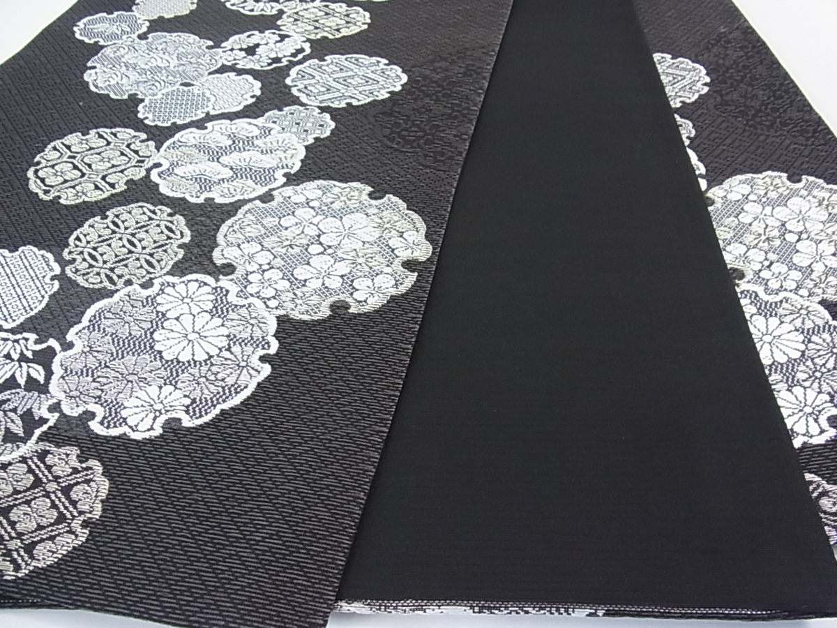 花美人着物■六通柄袋帯　スリーシーズン帯　春　夏　秋　唐織　雪輪吉祥花文　黒地　金銀糸　逸品　eee1500 袋帯 六通柄 日本製 黒猫 月 (水縹×赤)