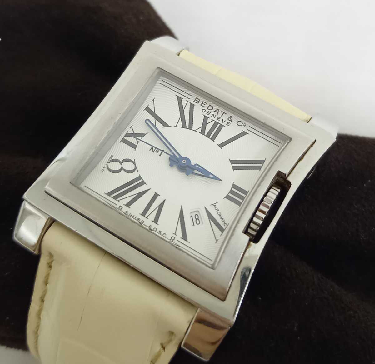 □A BEDAT & Co. GENEVE 114 腕時計 ホワイト系 箱付き 現状品