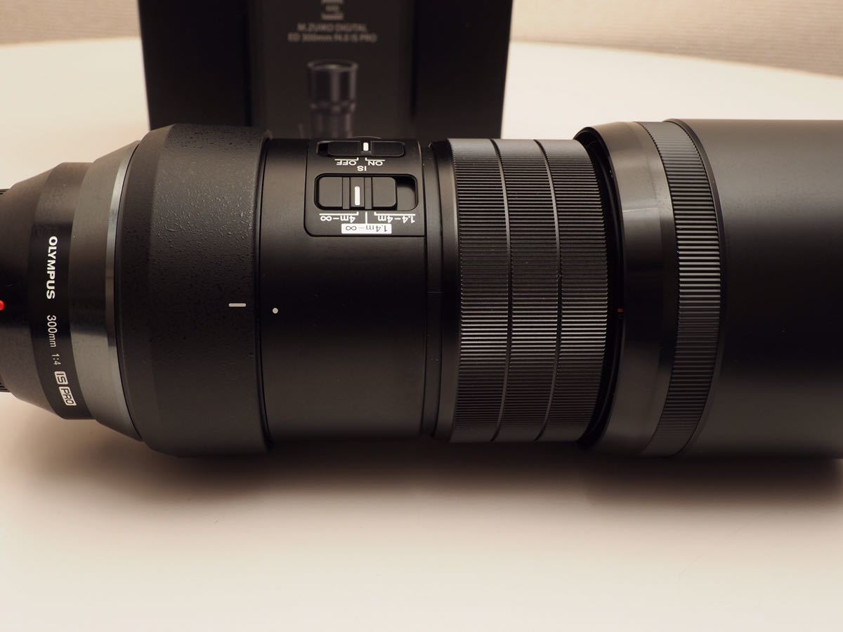 M.ZUIKO DIGITAL ED 300mm F4.0 IS PRO & DIGITAL 2x Teleconverter MC
