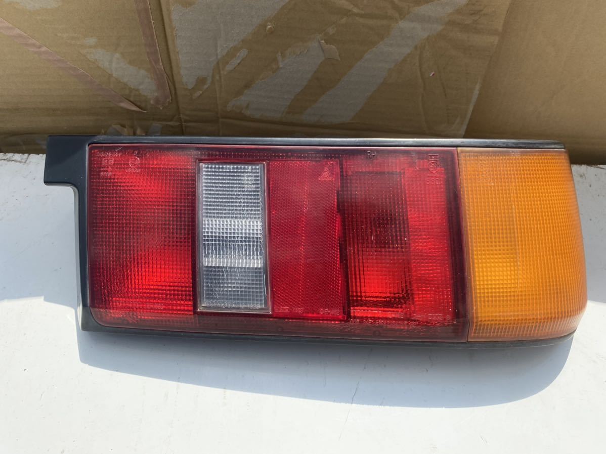 AE86 レビンテールランプ 前期 左側 テールライト テールレンズ 