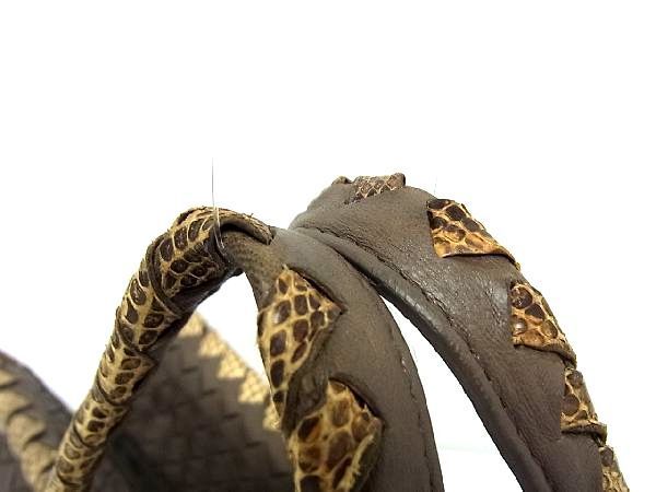 ボッテガヴェネタ■パイソン イントレチャート ショルダートートバッグ■グレージュ ボッテガヴェネタ□パイソン イントレチャート ショルダートートバッグ