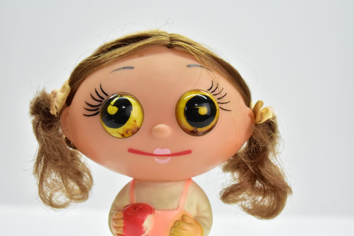 レア 昭和レトロ 大きなおめめの女の子 笛入り ソフビ 人形 高さ15cm 