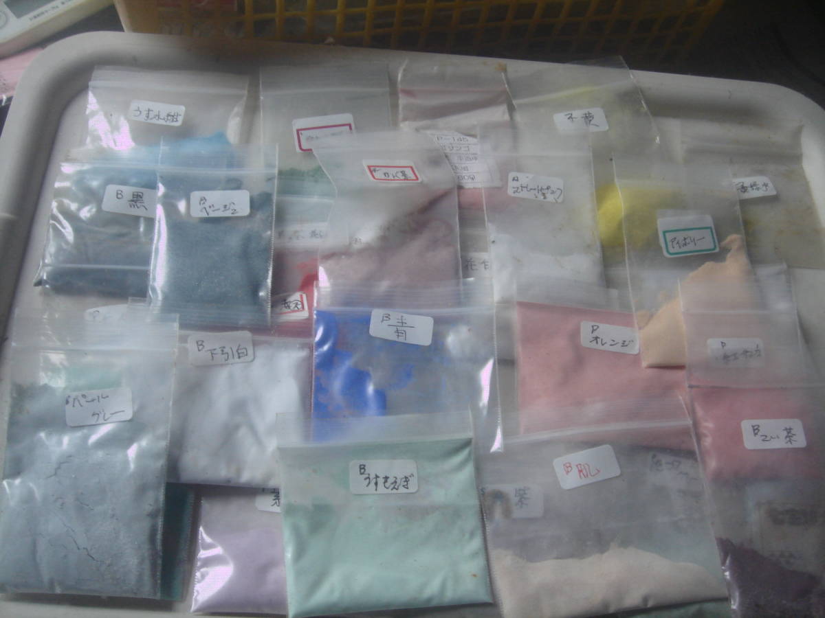３０ｇ 七宝 七宝釉薬 七宝工房くじゃく 七宝焼き-釉薬,材料,素材,製品,電気炉等ネット通販 七宝絵具 | 坂森七宝工芸店｜職人が経営する七宝工芸店｜材料・パーツ通販 釉薬 - G3 4種セット 七宝焼材料釉薬 七宝焼 メルカリ 公式通販