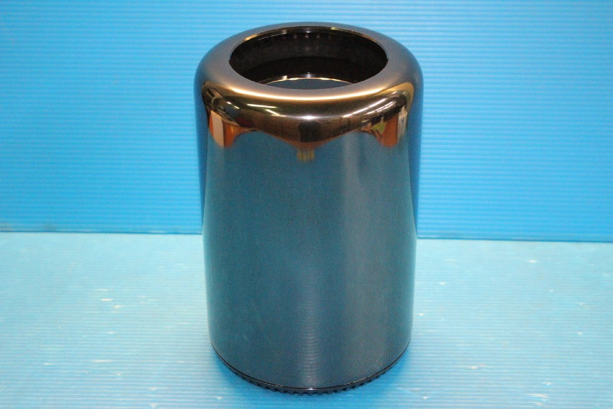 □Apple□ Mac Pro (Late 2013) / 6コア Xeon E5 3.5GHz / メモリ 16GB 