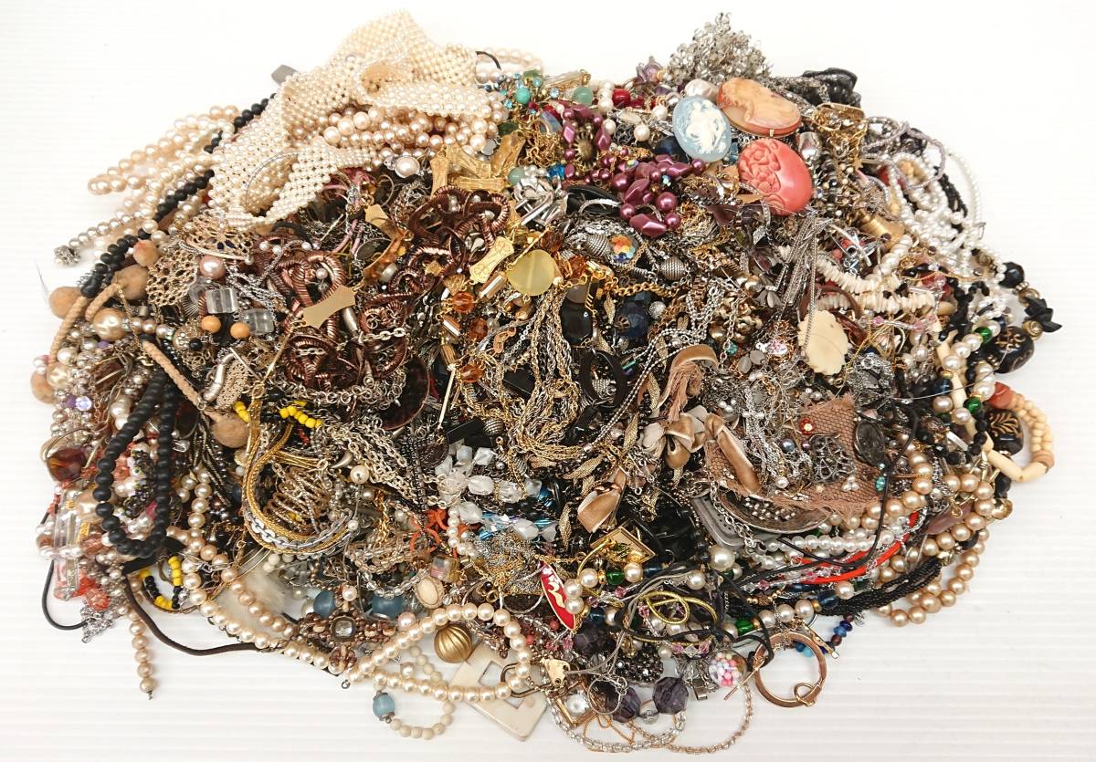 M16/大量/重量8kg【アクセサリーまとめ】ゴールド・シルバーカラー 