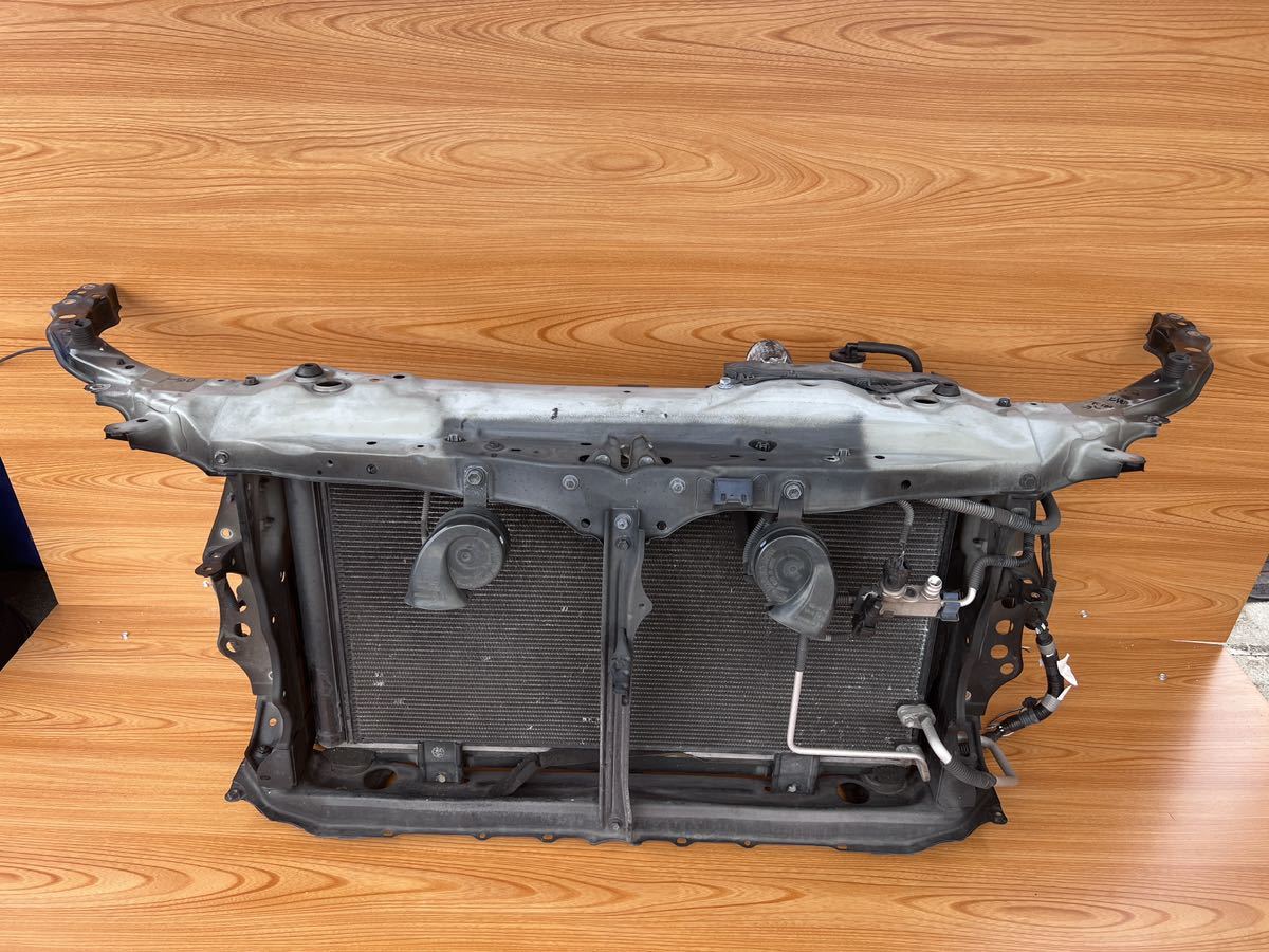 トヨタクラウン【GRS200】ラジエーターコンデンサシュラウドコア