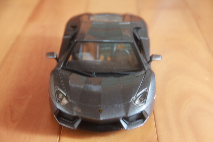 超激得，2026 ミニカー／ブラーゴ／1/18／ランボルギーニアヴェンタドールLP700-4／ガンメタリック(ブラーゴ)｜売買されたオークション情報、yahooの商品情報をアーカイブ公開 - オークファン ブラーゴ