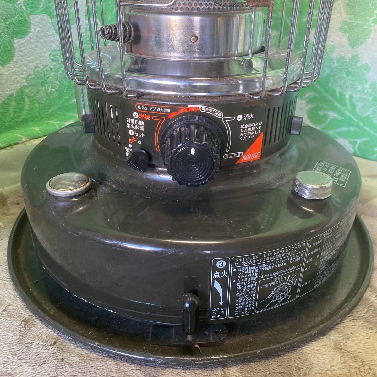 開放式石油ストーブ　kra-85c TOYOTOMI 開放式石油ストーブ KRA-85C形 シン式自然対流型 灯油 管理
