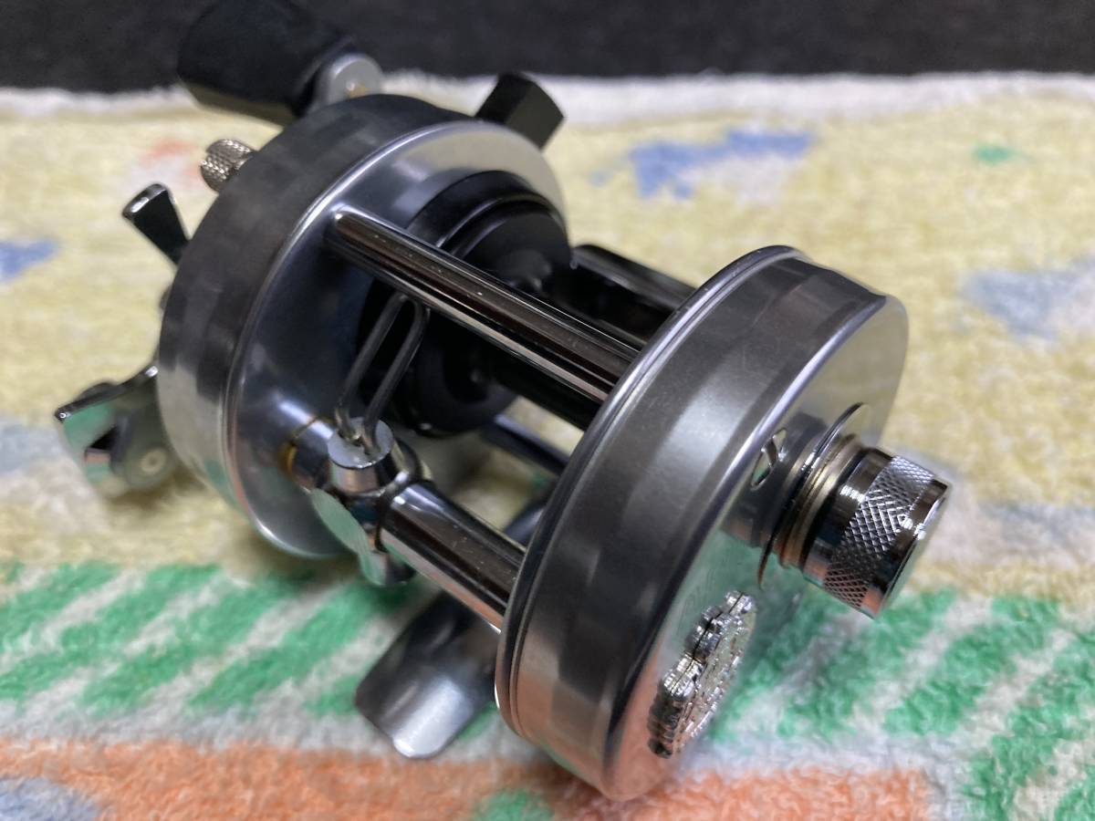 【ダイワ】 15ソルティガ 35NL-SJ DAIWA SALTIGAm27535 | BLUESUNNY.DE