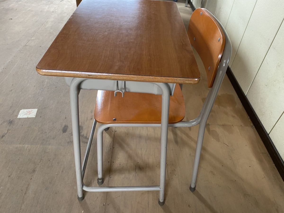 中古品☆KOKUYO/コクヨ 生徒用デスク・生徒用イス 2号 159〜172cm 学習 