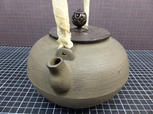 鉄瓶 高岡銅器 般若鋳造所 A550 山水 1L やかん 砂鉄 南部鉄瓶 1200ml 亀文