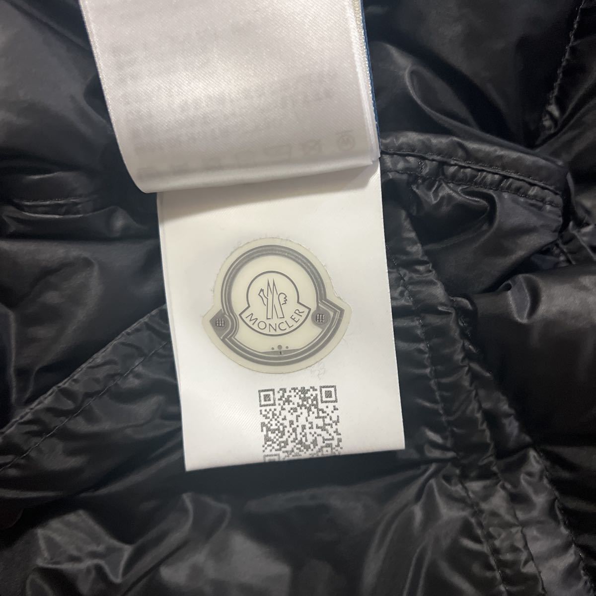 モンクレール ★ROOK★ブラック★軽量ダウンジャケット★サイズ2★ ダウンジャケット モンクレール MONCLER ダウンジャケット）のフリマアイテム一覧 MONCLERGie Cultured