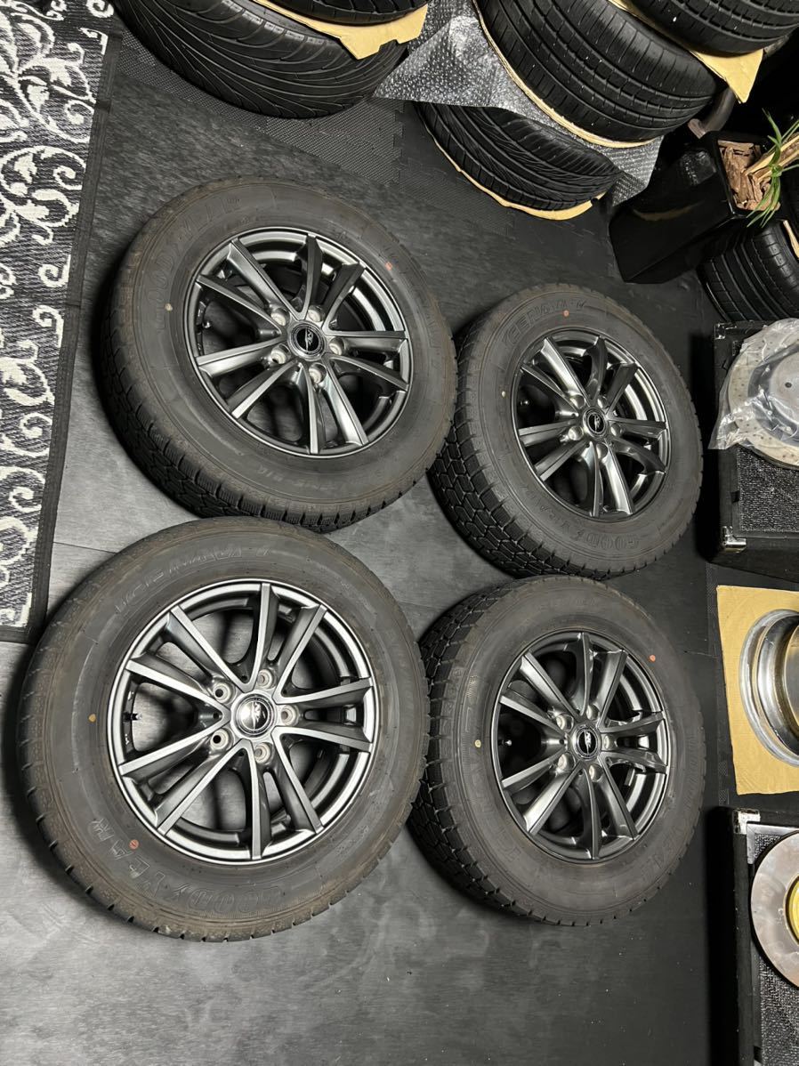 （2021年製スタッドレス）Weds NIRVANA 15インチ 6J＋53 PCD114.3 ５穴 ハブ径約73ミリ GOODYEAR ICENAVI7 195/65R15 ノア ヴォクシー等