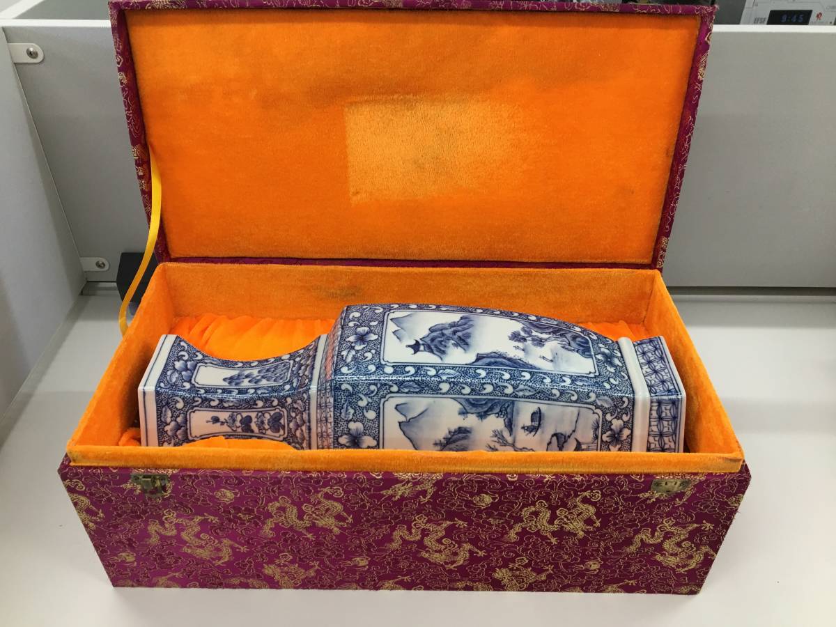 【新品，本物保証】 YK 中国 景徳鎮製 花瓶 染付 高さ約46.5㎝(染付)｜売買されたオークション情報、yahooの商品情報をアーカイブ公開 - オークファン 骨董陶磁器一般