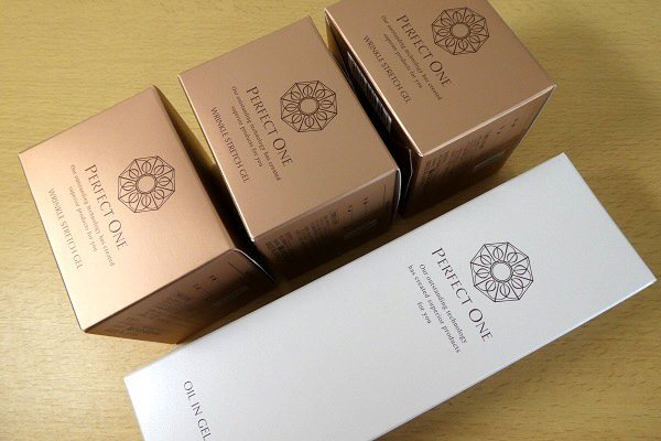 パーフェクトワン PERFECT 薬用リンクルストレッチジェル : ONE 医薬部
