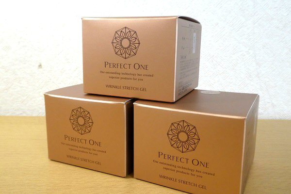 パーフェクトワン PERFECT 薬用リンクルストレッチジェル : ONE 医薬部