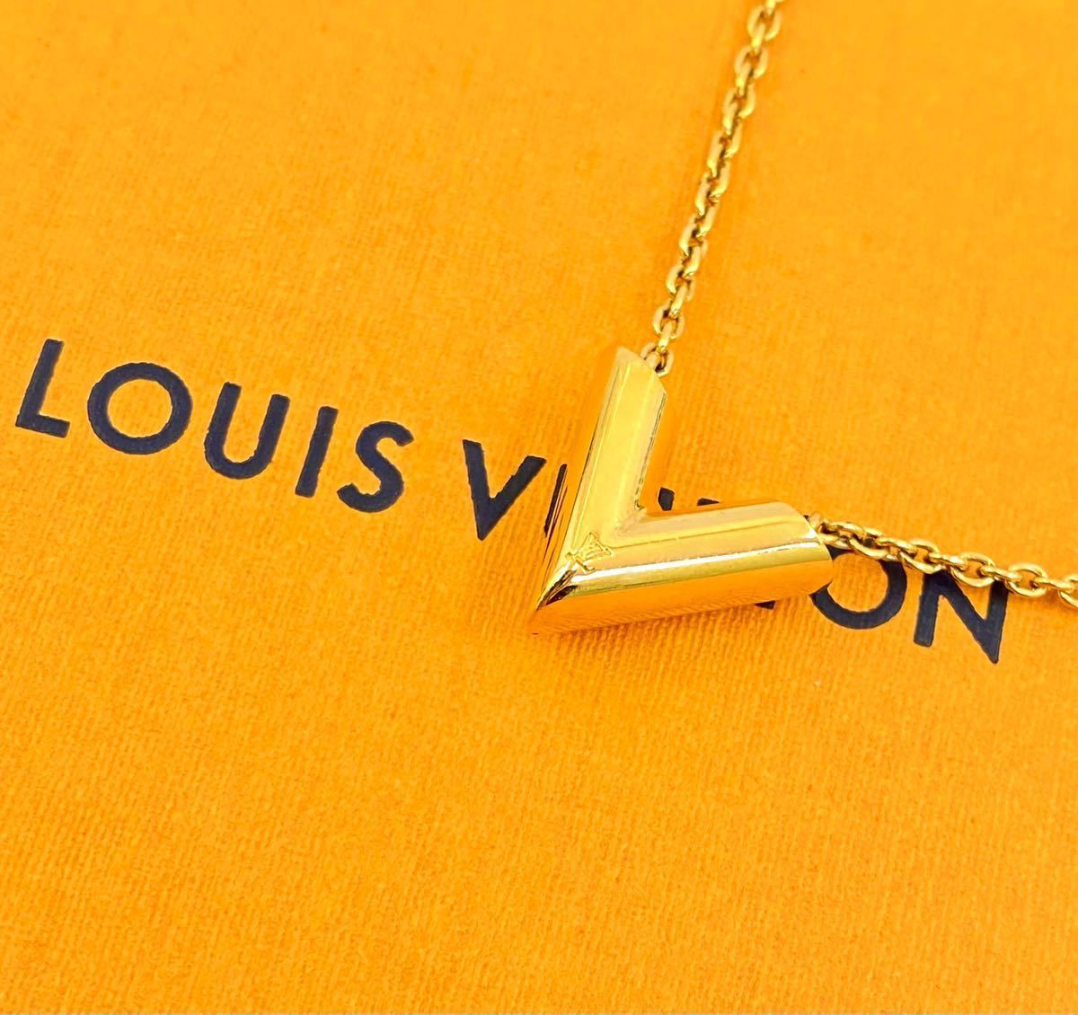 ネックレス V LOUIS エッセンシャルV VUITTON ゴールド S00｜ルイ 