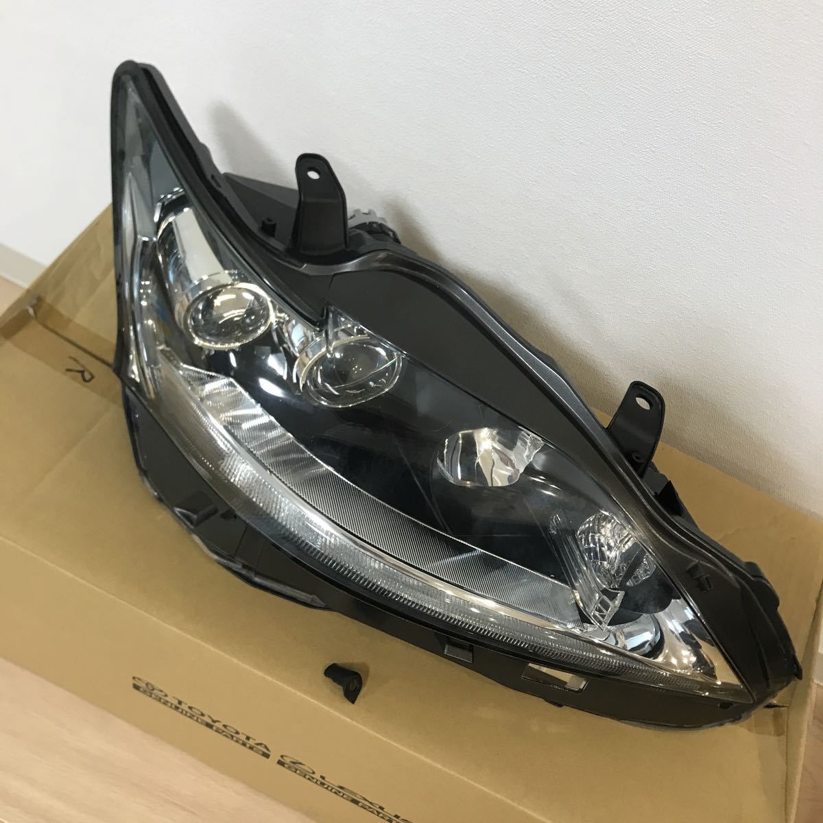 動作OK レクサス CT200h LEDヘッドライト 左右セット　前期中期　純正 LEXUS レクサス CT 200h ZWA10 純正 前期 中期 LED 右側 右 ヘッド