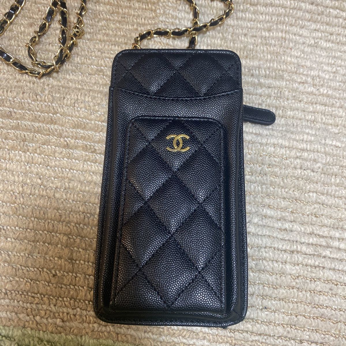 CHANEL ノベルティ ブラック iPhone15ケース カードポケット付き