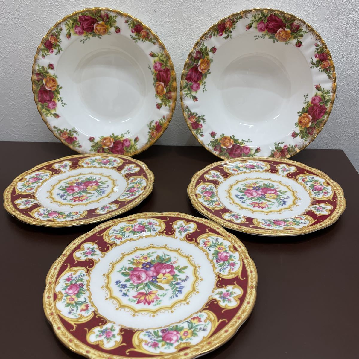 SALE，新作 11353 ROYAL ALBERT ロイヤルアルバート スープ皿 2客 ソーサー 3客 ボーンチャイナ(ロイヤルアルバート)｜売買されたオークション情報、yahooの商品情報をアーカイブ公開 - オークファン ロイヤルアルバート