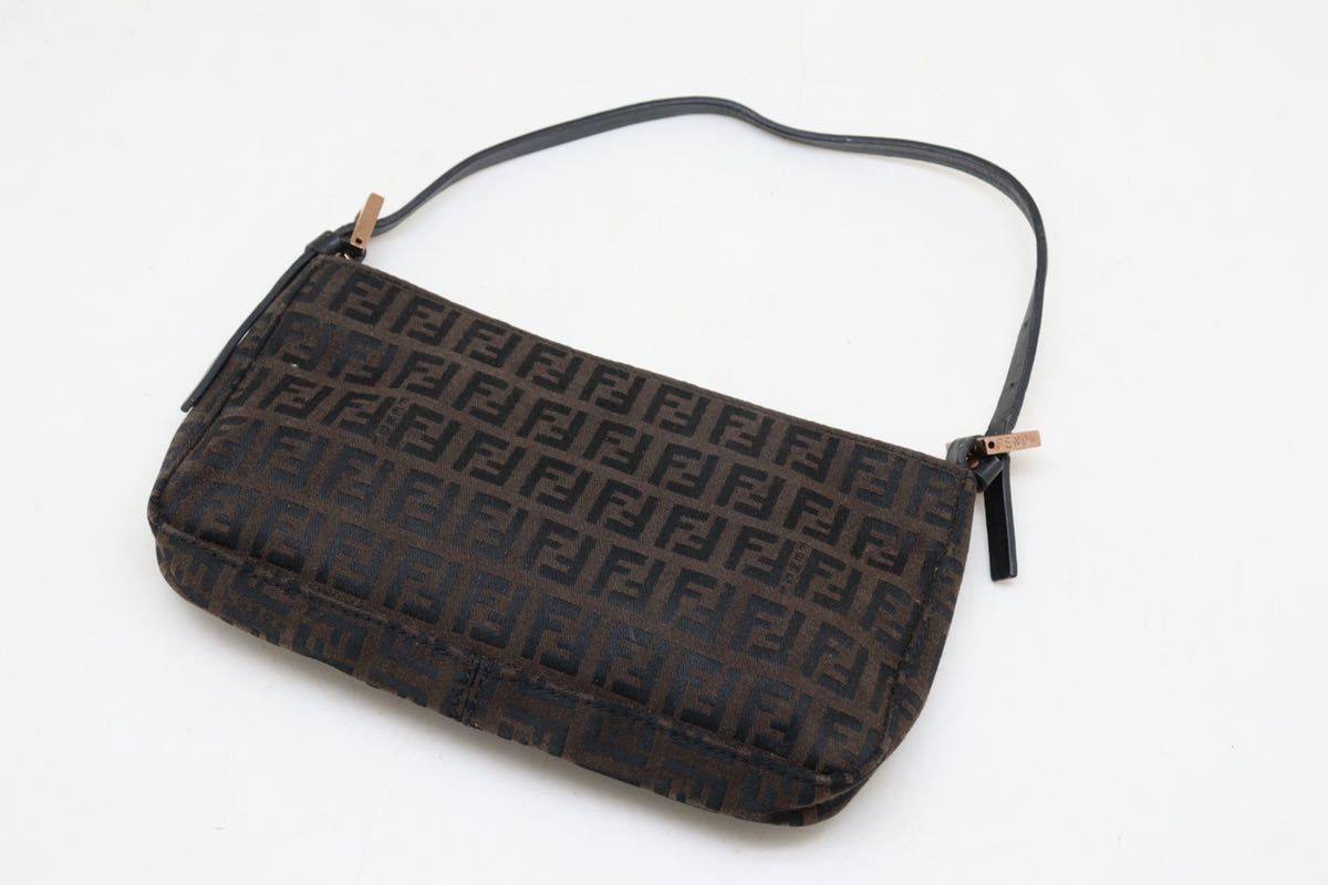 フェンディ/FENDI/ズッキーノ柄/アクセサリーポーチ/ハンドバッグ 