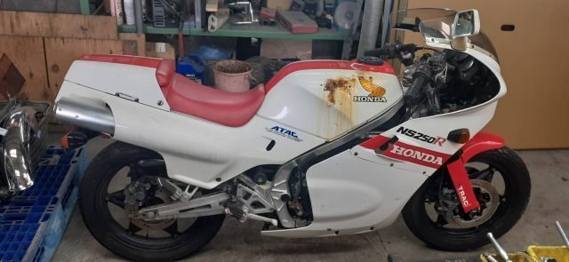 NS250R ガソリンタンク MC11 O A7K02 NSR250Rに適合する｜ガソリン