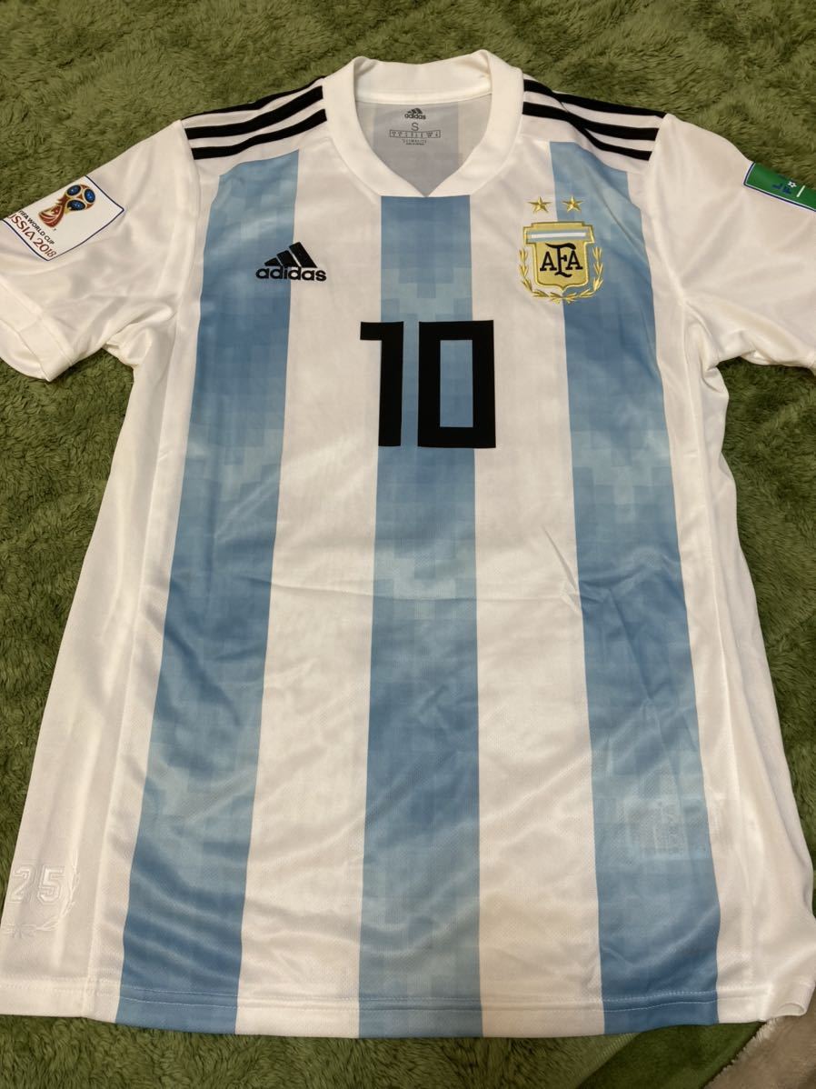 メッシ 直筆サインユニフォーム アルゼンチン代表 W杯パッチ付き The