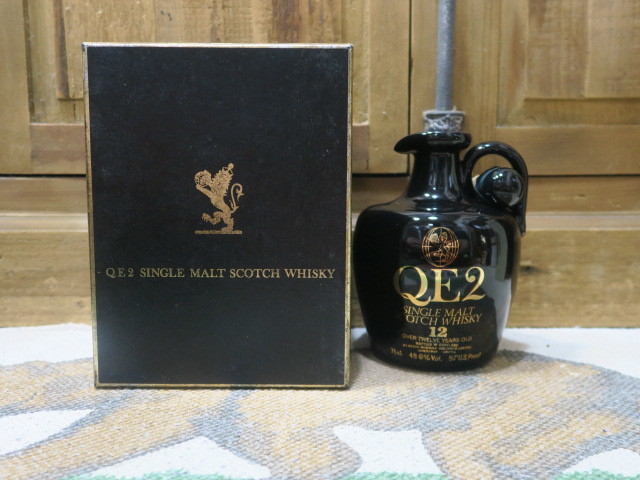古酒 未開栓 希少品 箱替え栓付き QE2 12年 クイーンエリザベス2世 黒