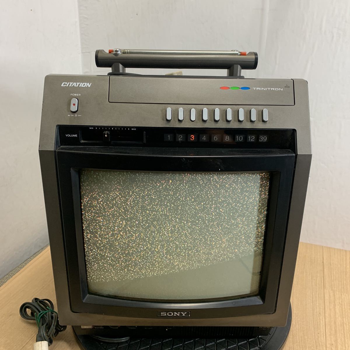 SONY カラーテレビ KV-1375A レトロ ブラウン管テレビ 昭和レトロ 通電