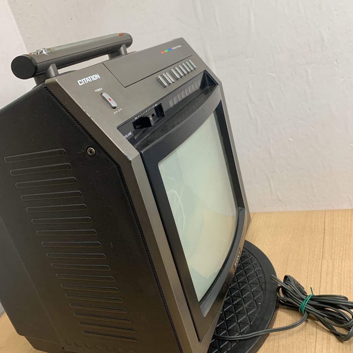 SONY カラーテレビ KV-1375A レトロ ブラウン管テレビ 昭和レトロ 通電