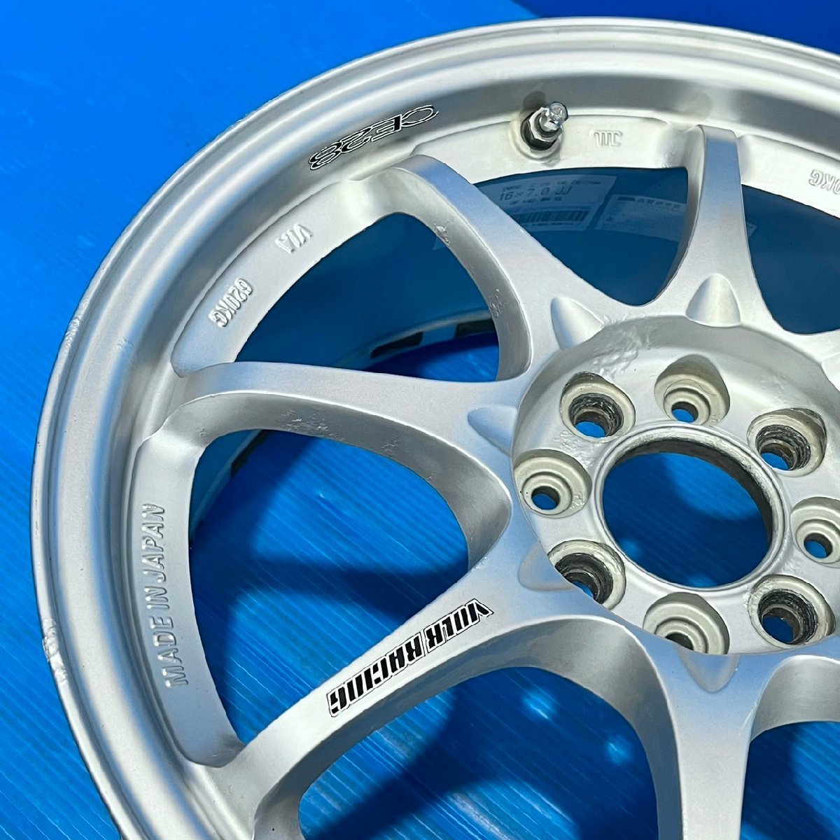 CE28 16インチ 100 4 7J+42 色違い フィット等に