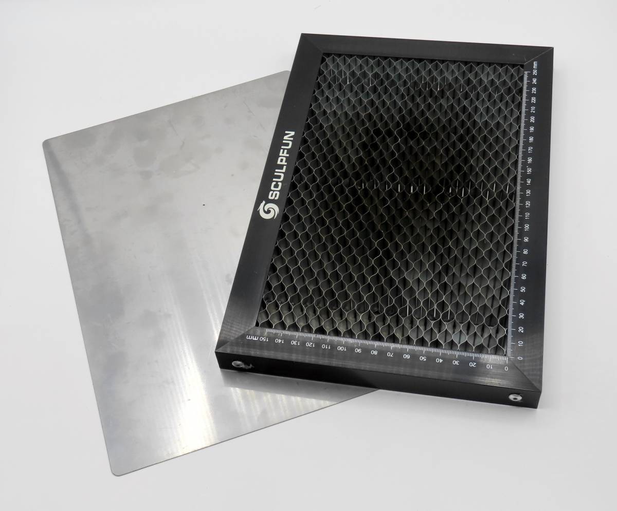ポータブルレーザー加工機 ATOMSTACK P7 M40 中古完動品＋R3 Rotary 