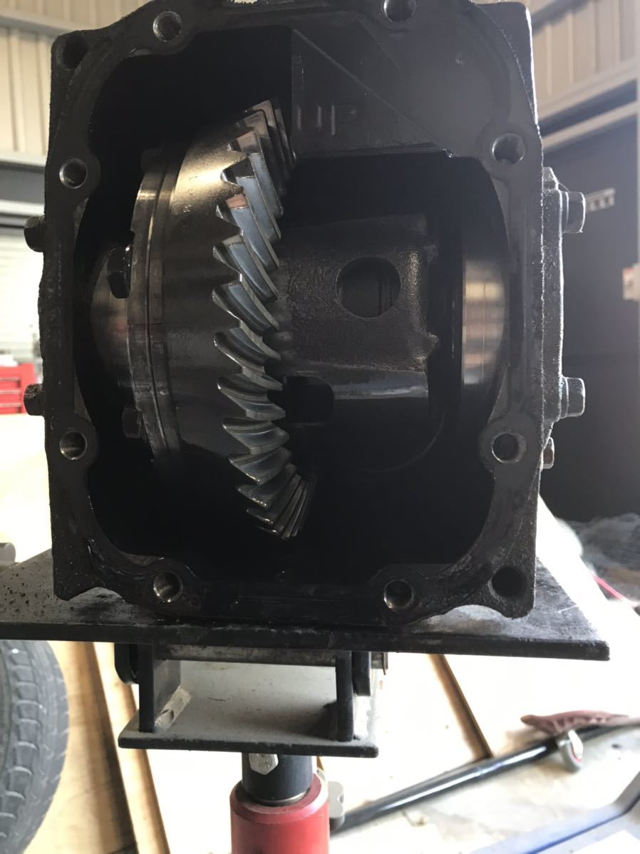 GC8インプレッサWRX stiバージョン5タイプRA 純正デフR180 sti機械式 