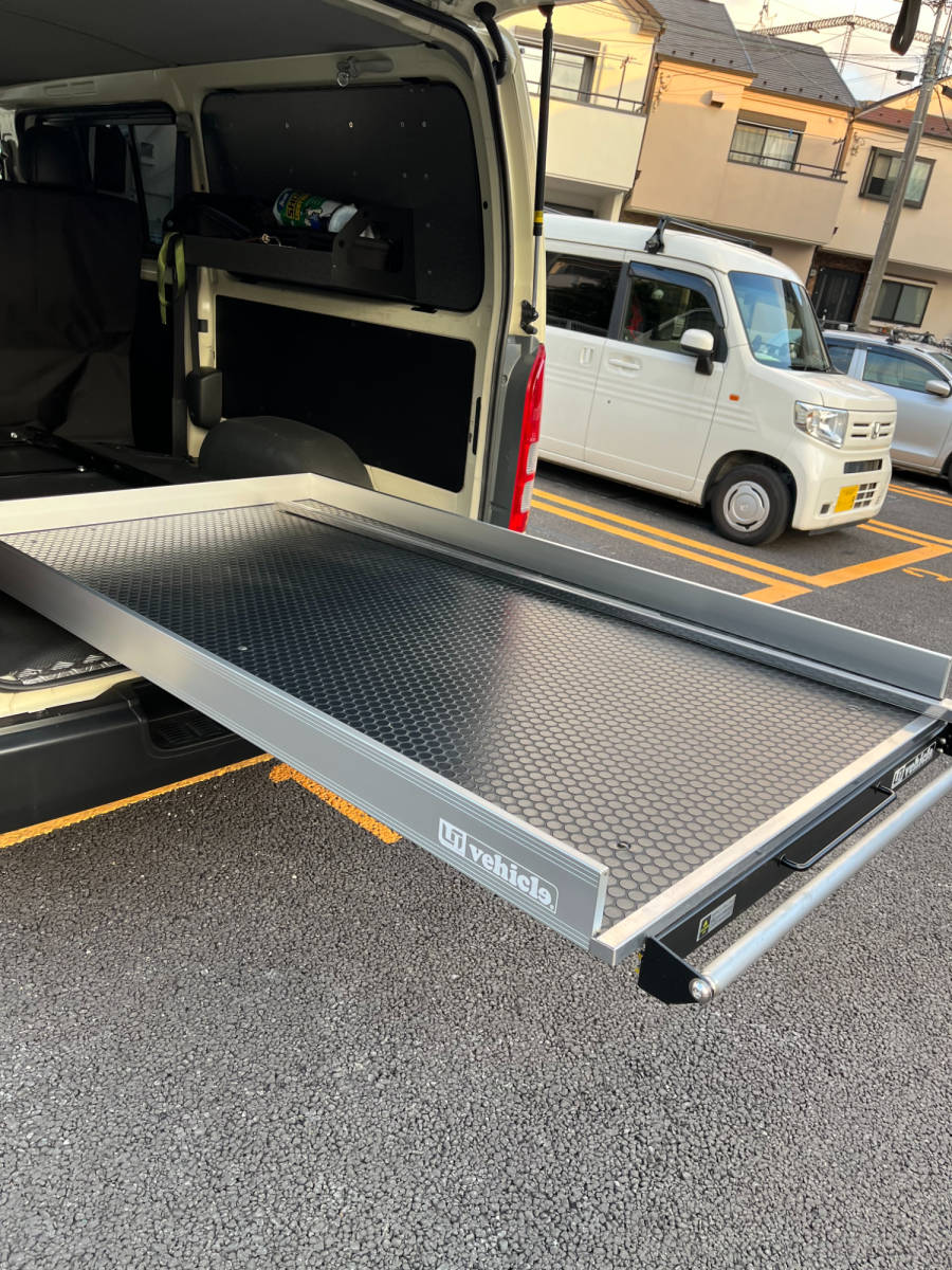 【中古】200 ハイエース ユーアイビークル　スライドフロア ナロー デラックス 手渡しのみ