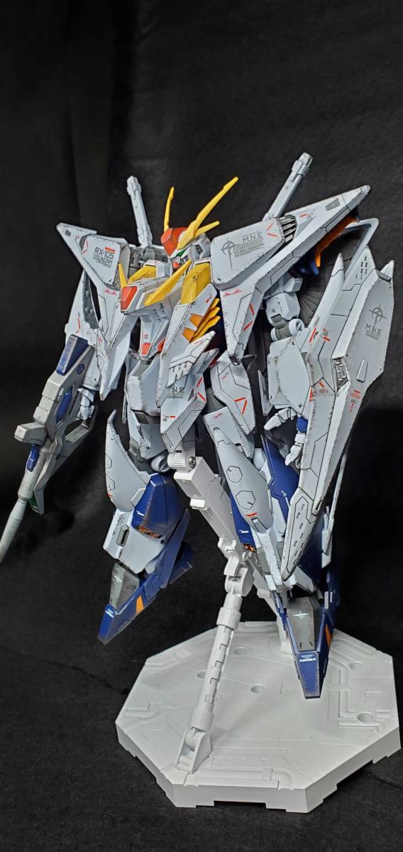 RX-105 ガンダム 1/144 ウェザリング塗装済み HGUC 1/144 RX-105 XI Ξガンダム クスィーガンダム ウェザリング塗装