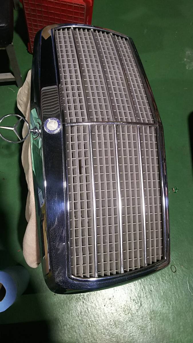 W124 フロントグリル(フロント)|売買されたオークション情報、yahooの W124 フロントグリル(フロント)|売買されたオークション情報、yahooの