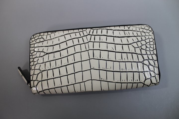 【日本製最上級品】【1円~】 【一枚革】 クロコダイル 財布 本物 目地染め ラウンド センター取り バニラ 希少