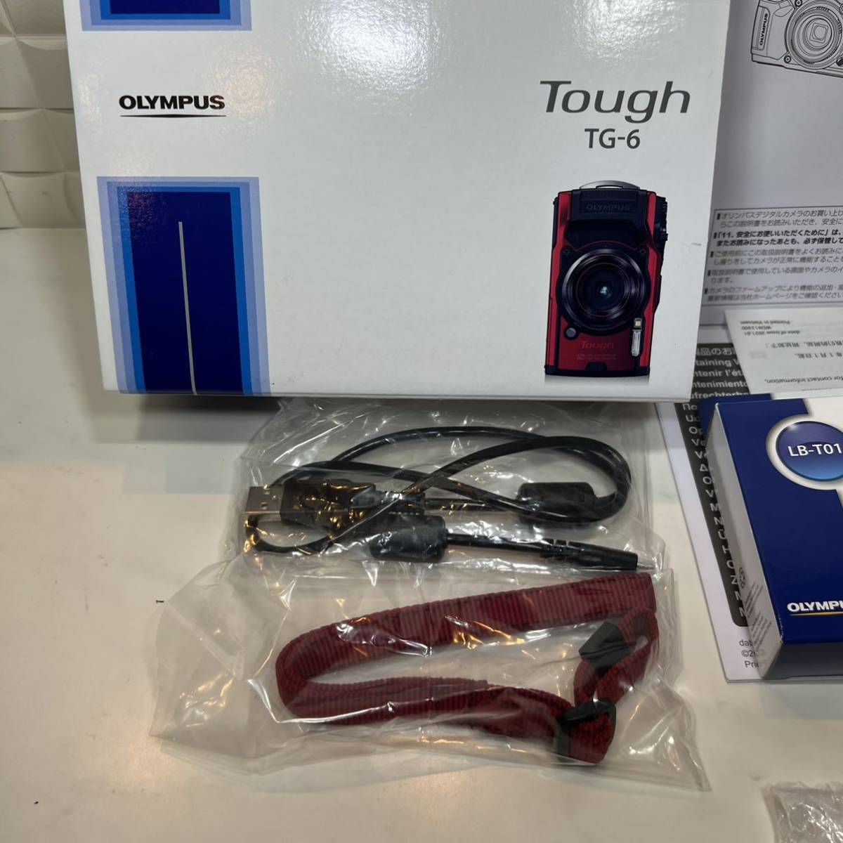 開封済、未使用品 】OLYMPUS Tough TG-6 TOUGHT コンパクトデジタル 