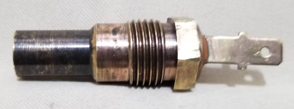DR30(FJ20E.ET)スカイライン 純正ECU水温センサー 未使用新品 【公式通販】