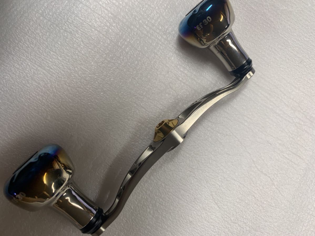 超美品 リブレ クランク110 EF30ノブ ダイワ左用ナット付 LIVRE CRANK