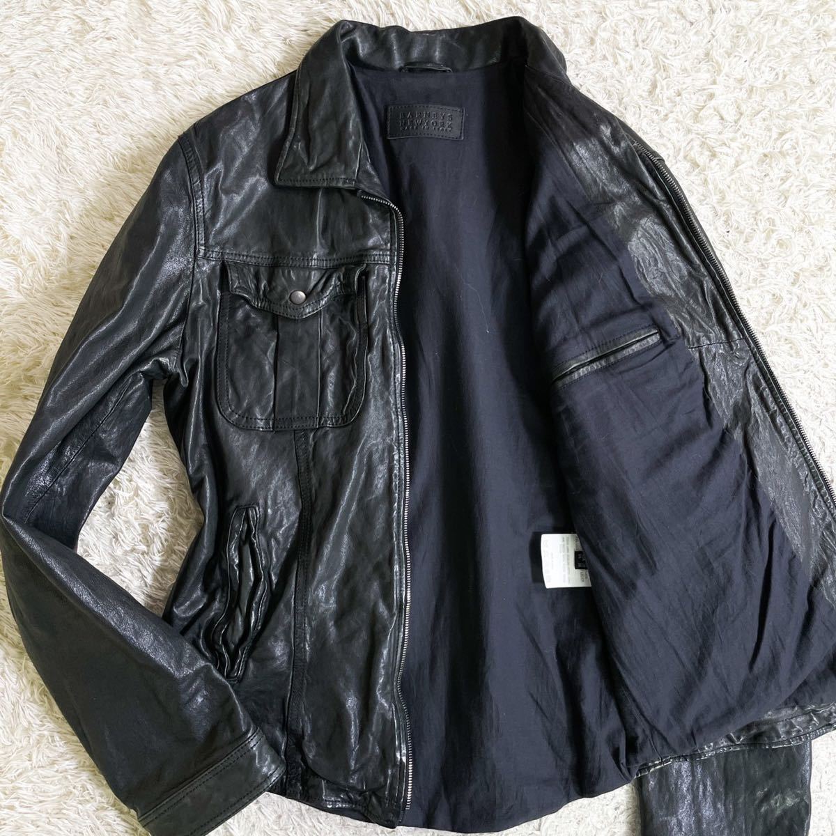 バーニーズニューヨーク『抜群の存在感』BARNEYS NEWYORK ライダース 