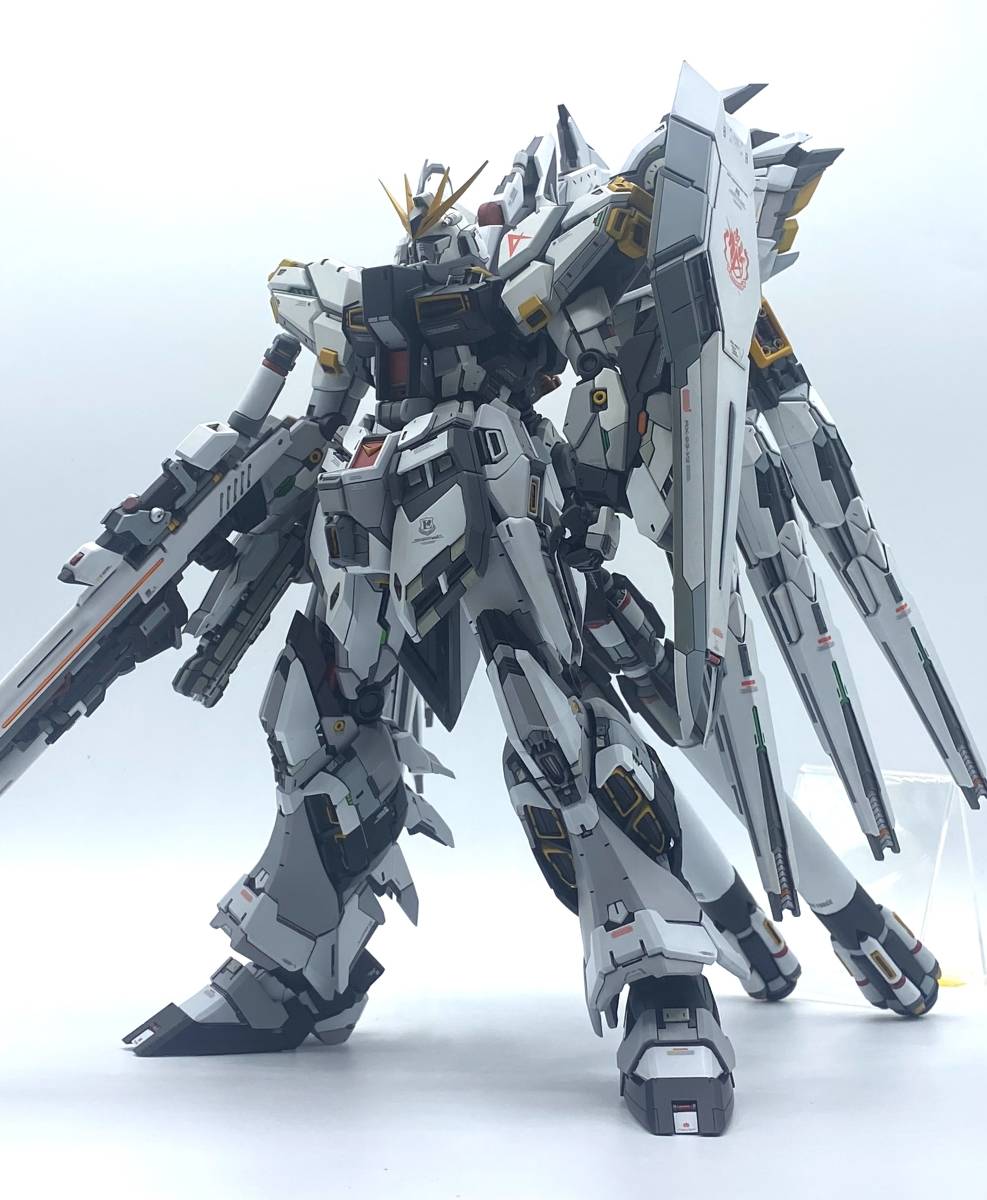 RX-93 H i-νGUNDAM ハイニューガンダム 徹底塗装改修完成品 MG 1/100