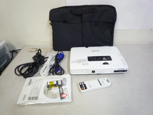 A473) EPSON3LCDビジネスプロジェクター EB-W420 ランプ使用