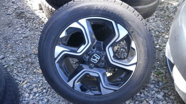 新作入荷，大得価 ホンダ CR-V スタッドレスホイール付き４本セット 235/60-18 8部山バリ溝(スタッドレスタイヤ)｜売買されたオークション情報、yahooの商品情報をアーカイブ公開 - オークファン 5穴