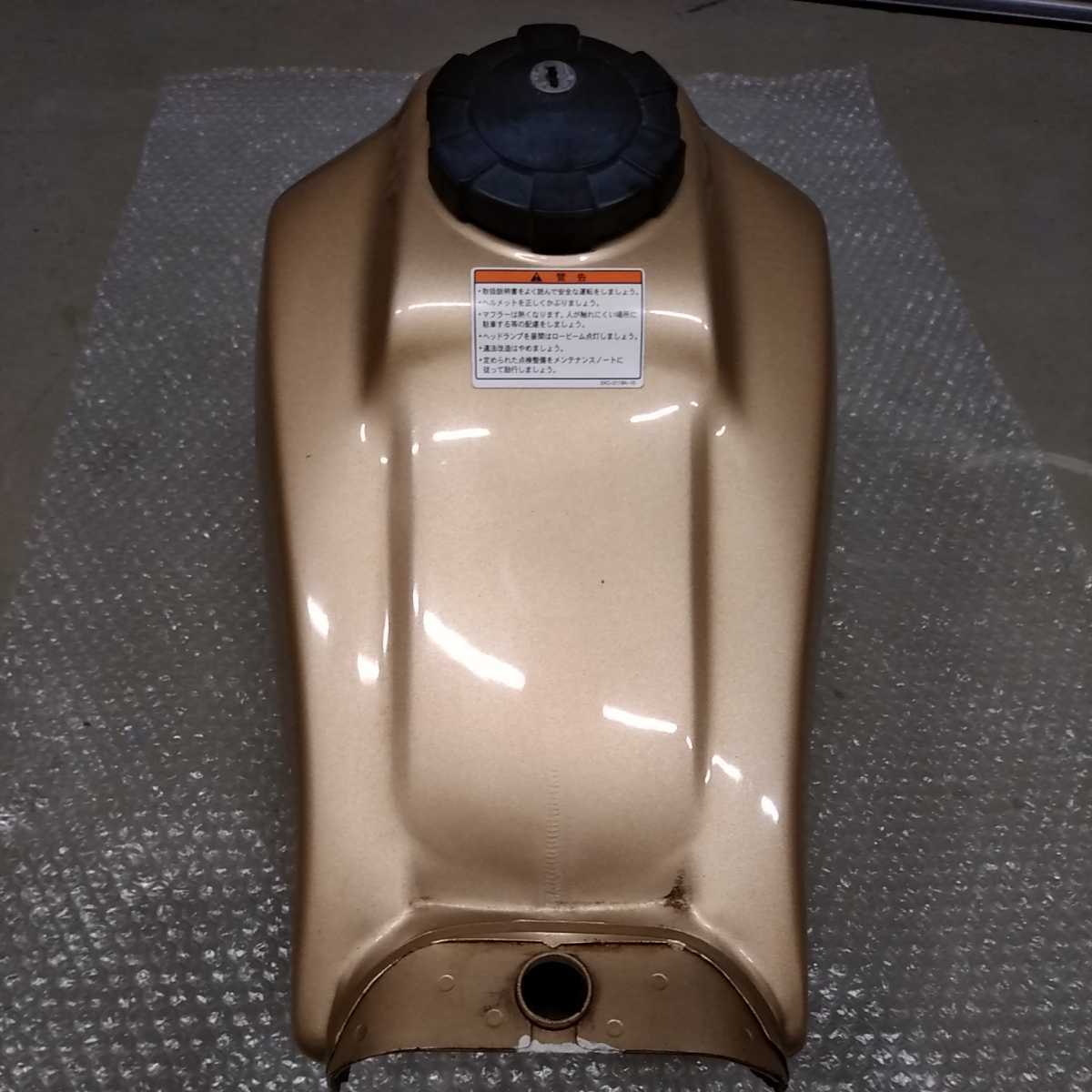 純正 | バイク ヤマハ TW200 中古 部品 TW225 タンク タンクの中古品 