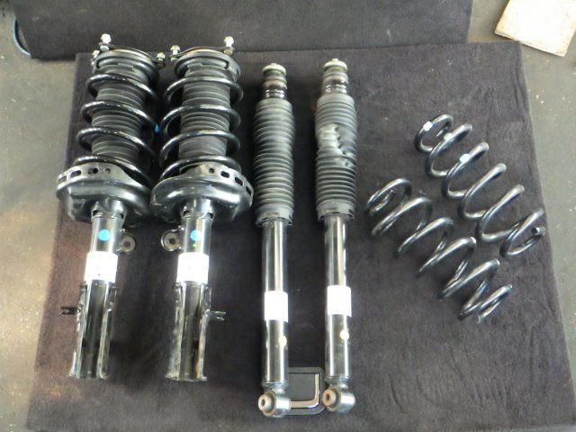 Bx2】 ホンダ純正 サスペンション サスキット ショック アブソーバー 1台 51610-T6A-J510-M1 52610-T6A-J520-M1 RC1 オデッセイ RC2 RC4