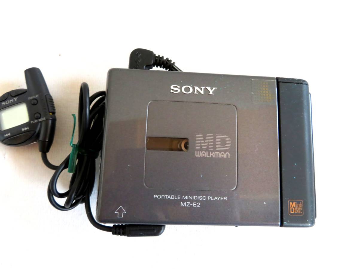 ○【行董】SONY MD WALKMAN MZ-E2 ポータブルMDプレーヤー イヤホン