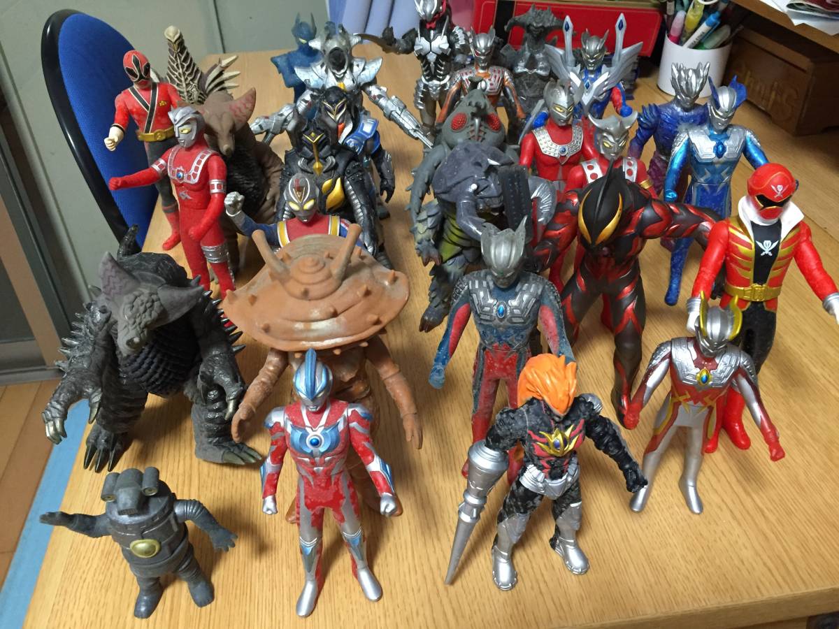ウルトラマン 怪獣 ソフビ 28個セット / ウルトラ怪獣シリーズ